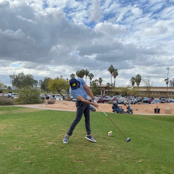 Meet your Posher, Luis - Picture 1 of 1